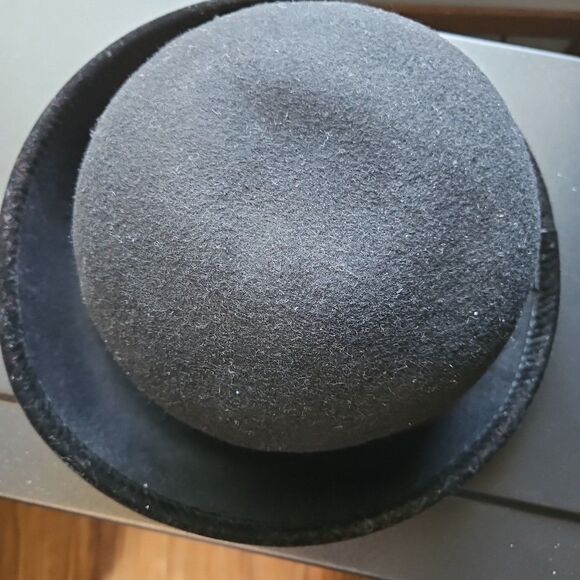 Bettina Women's Black Wool Hat ?bucket bowler style Italy - Picture 8 of 9